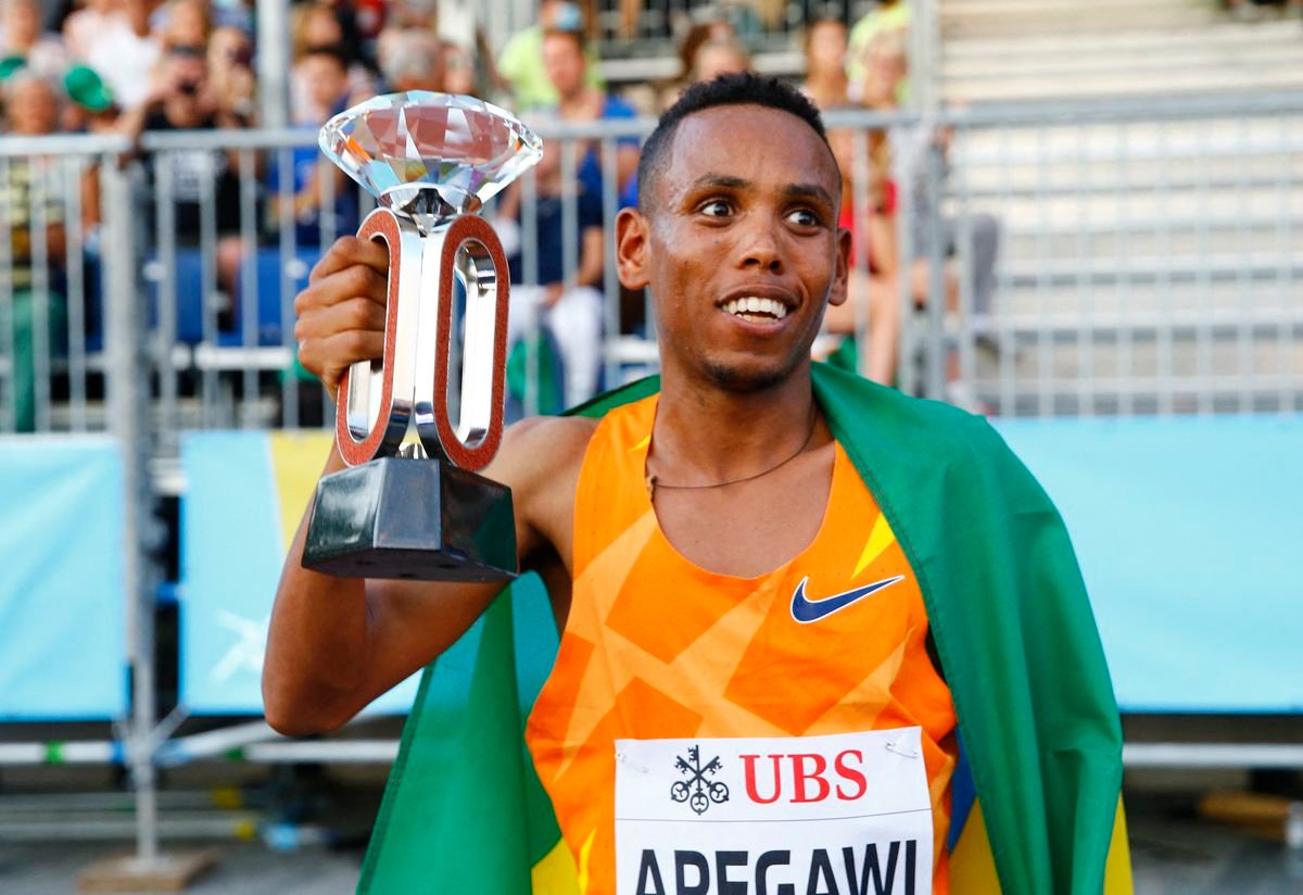 Aregawi 5KM record à Barcelone